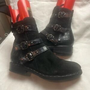 Triple Buckle Moto Boots with Croc Pattern